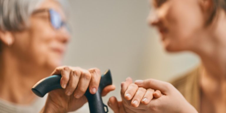 L&rsquo;avancée en âge des aidants : un autre volet clé de l&rsquo;accompagnement